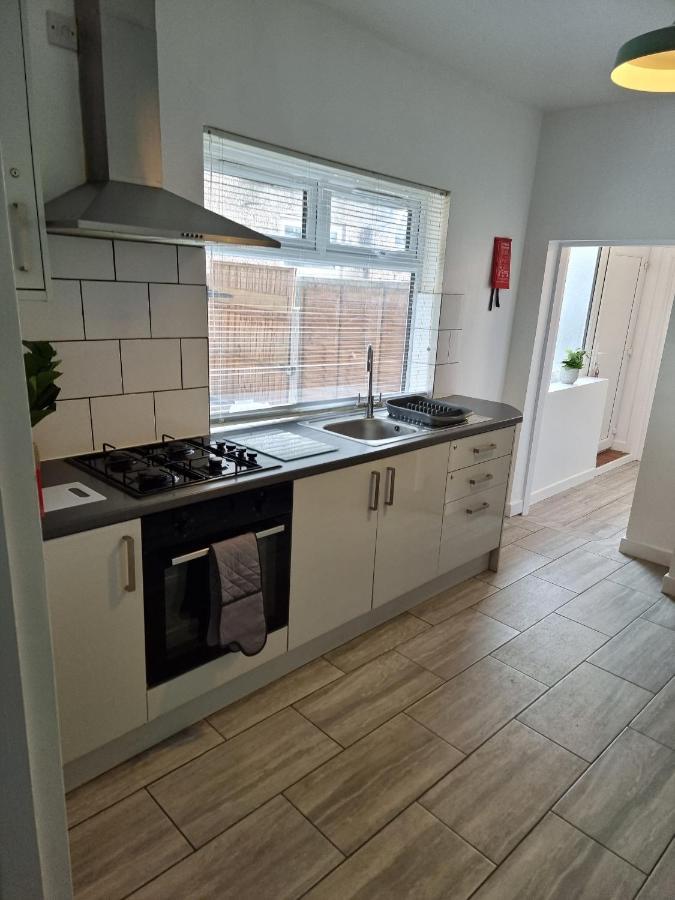 23 Woodhouse Stoke-on-Trent Exterior foto